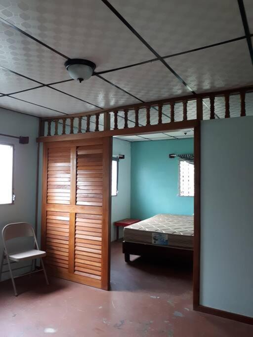 Almirante Gia'S Garage & Home For Bocas Travelers מראה חיצוני תמונה